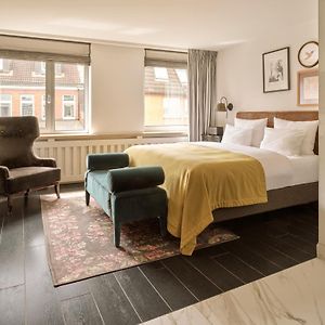 Deluxe Zimmer mit Kingsize-Bett